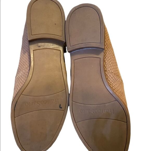 Franco Sarto | Peri Embossed Snake Tan Loafer | 8.5 - Picture 3 of 6